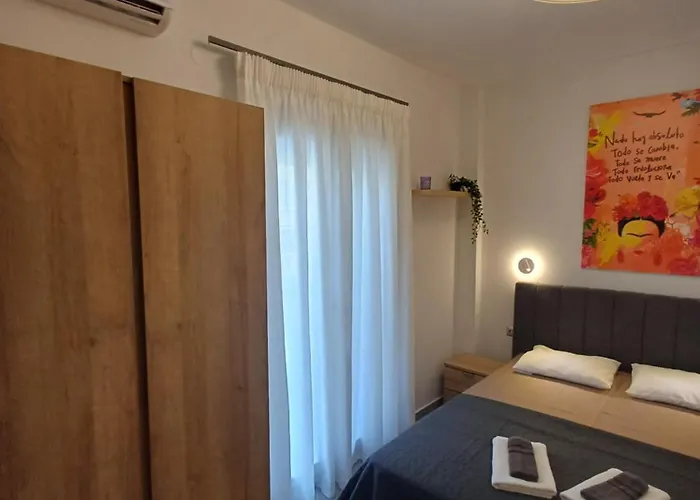 아파트 Centre Near Metro Station *