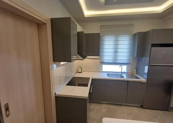 Centre Near Metro Station 아파트 *